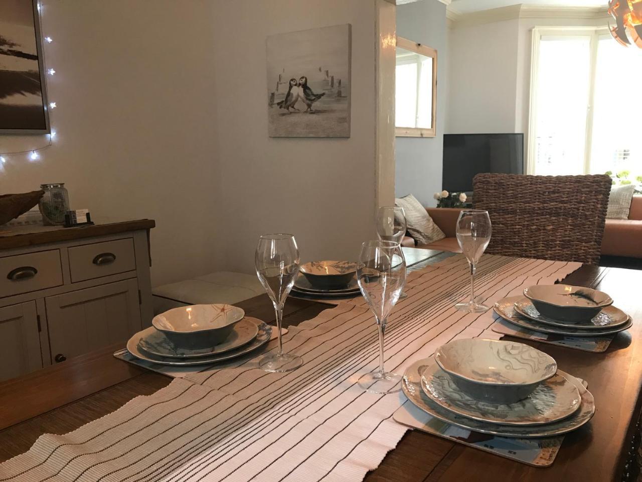 Driftwood 4 Bedrooms Holiday Holiday home *